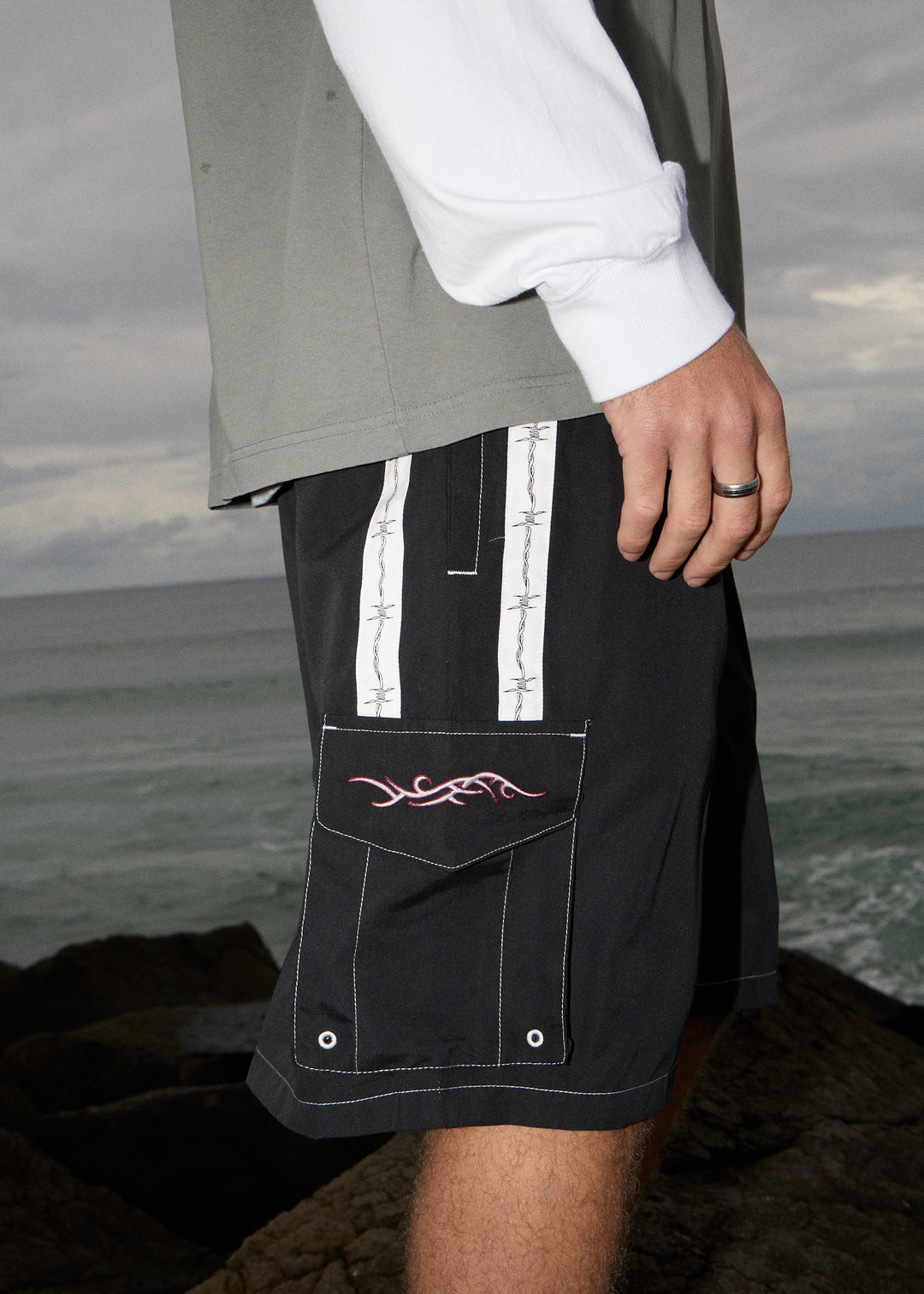 AFENDS Mens Moments - Cargo Short 21" - Black