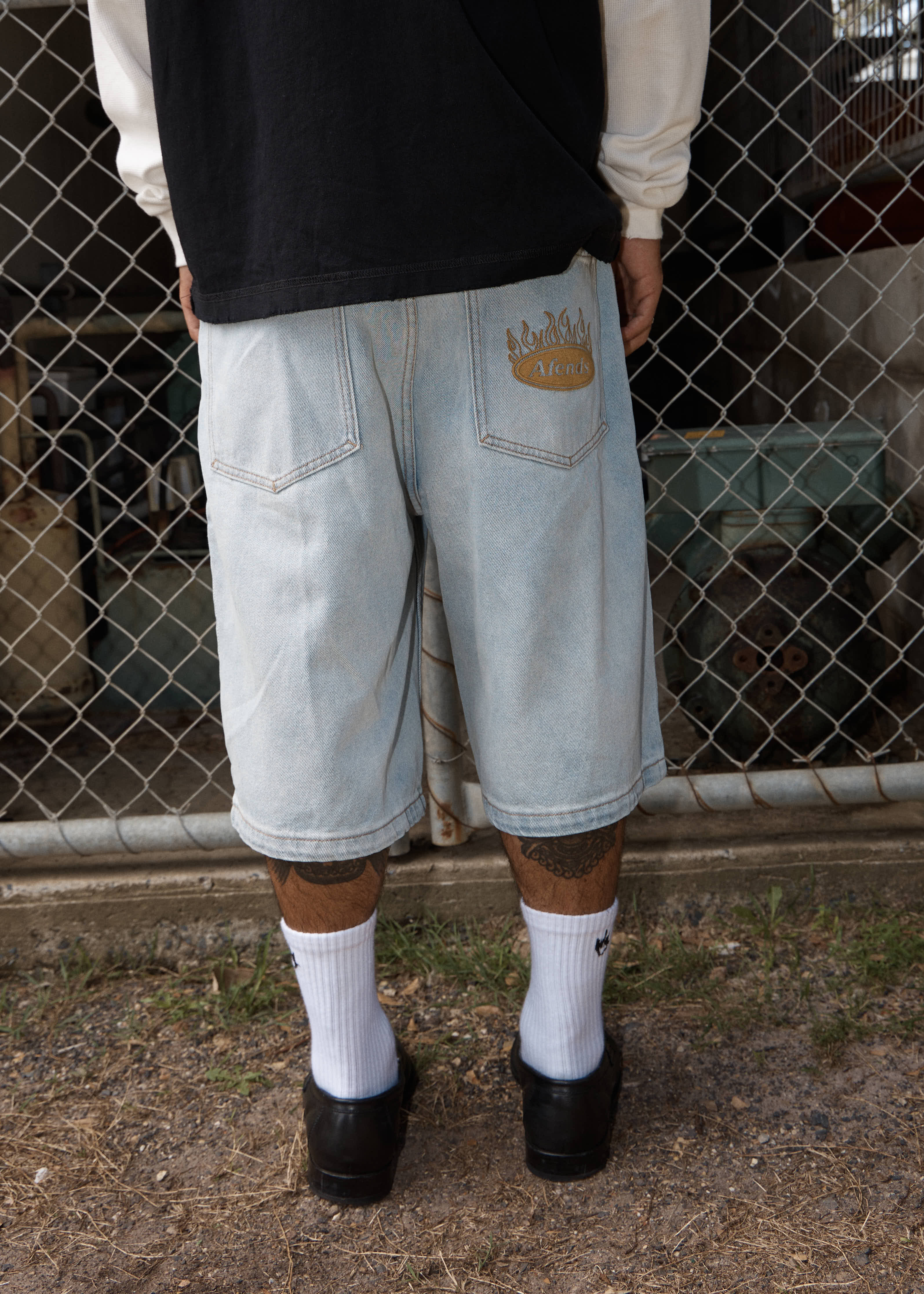 AFENDS Mens Fast Forward - Denim Ultra Baggy Pleated Short 24 Inch - Stone Blue