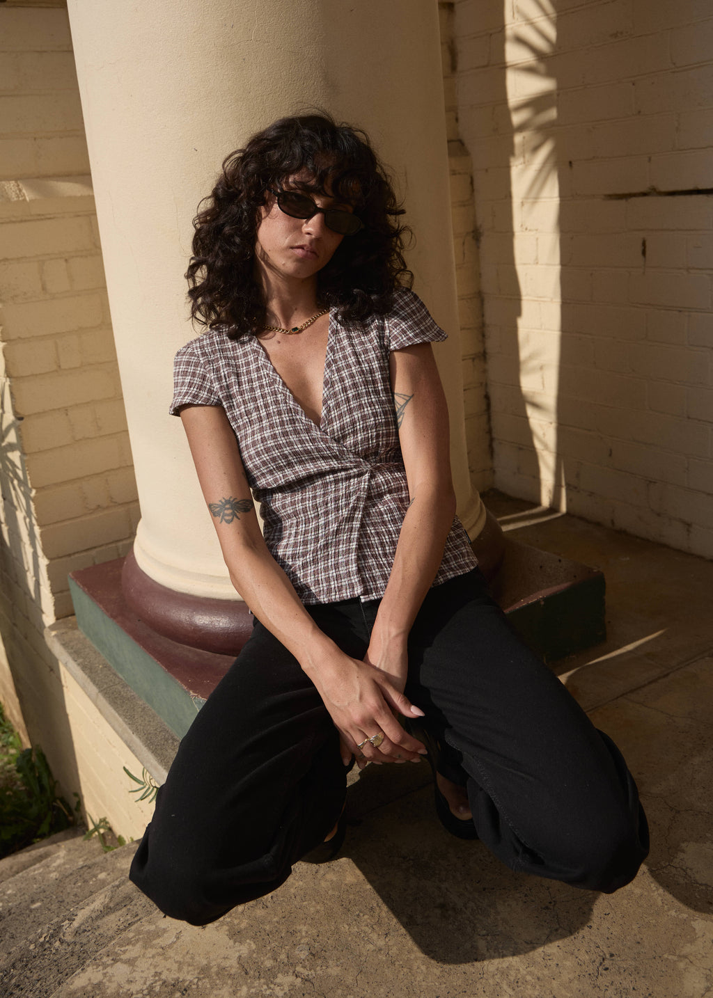 AFENDS Womens Loula - Seersucker Wrap Top - Coffee Check