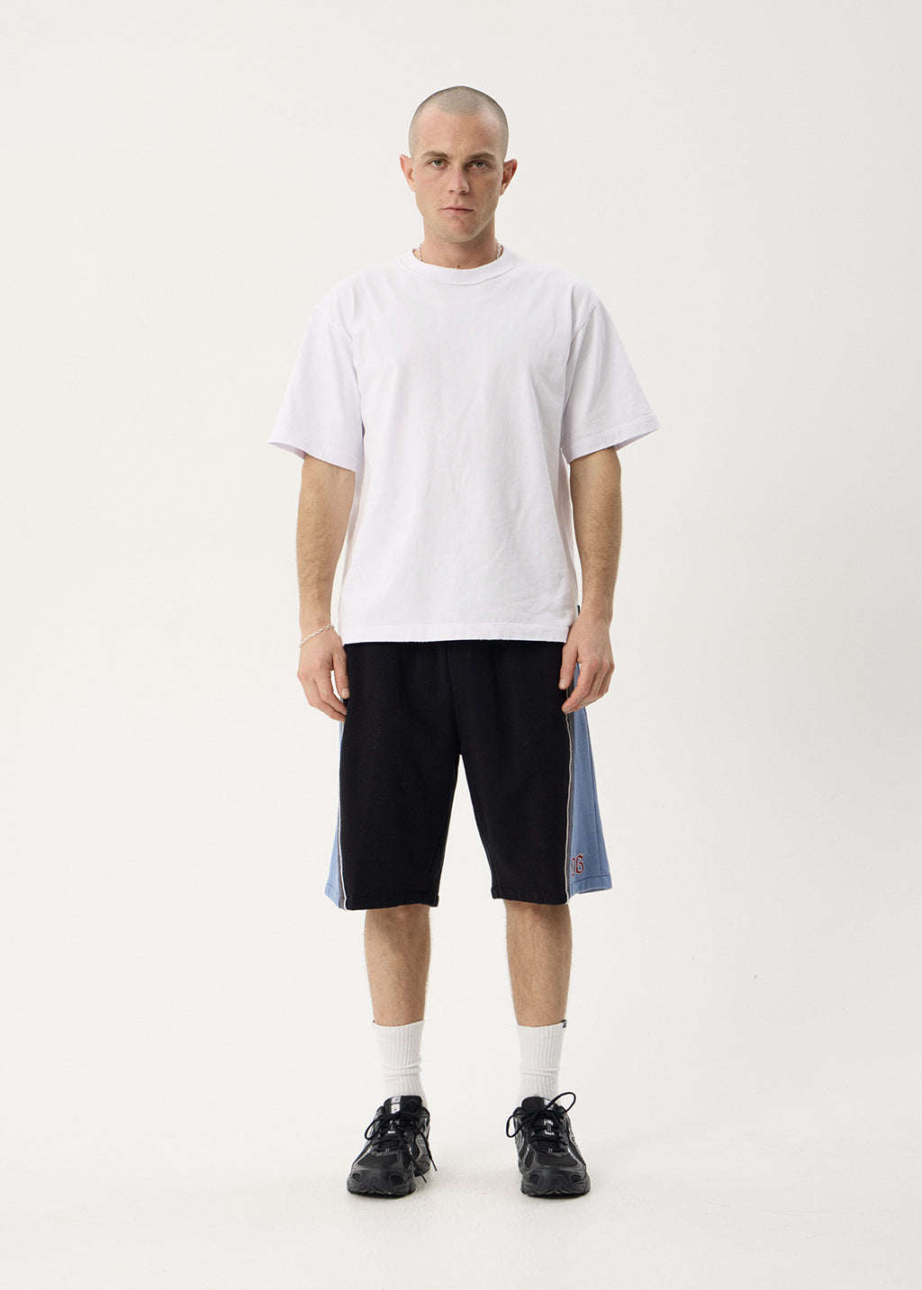 AFENDS Mens Occupancy - Fleece Short 22" - Black