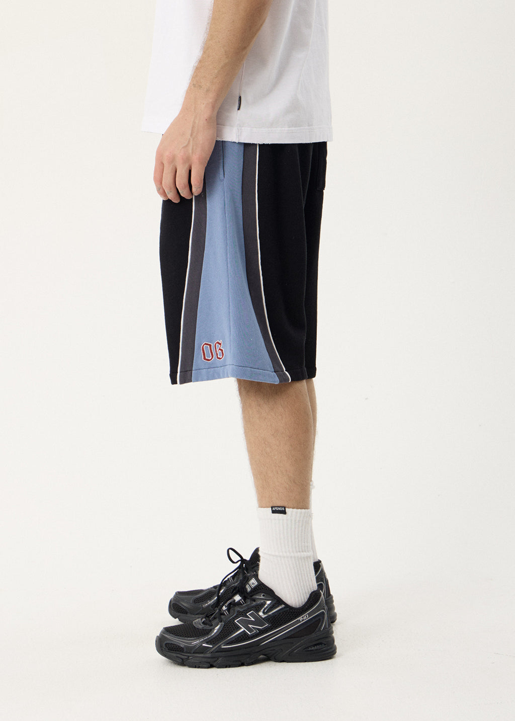 AFENDS Mens Occupancy - Fleece Short 22" - Black