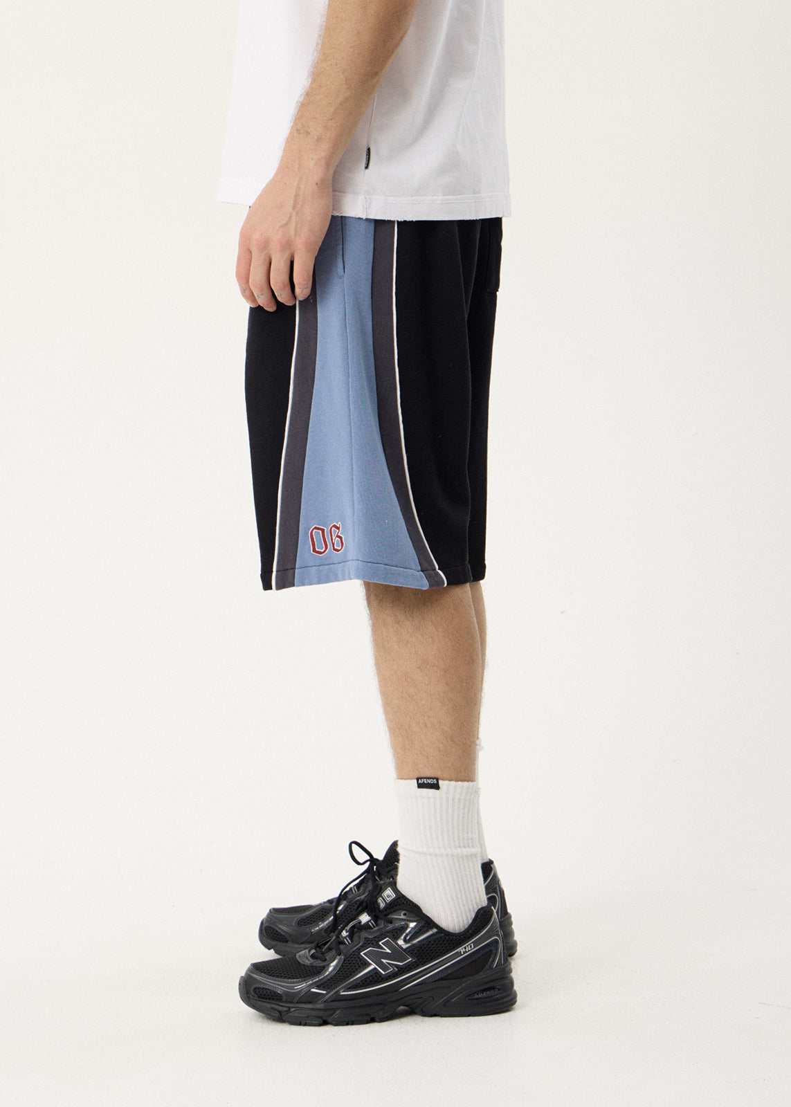 AFENDS Mens Occupancy - Fleece Short 22" - Black