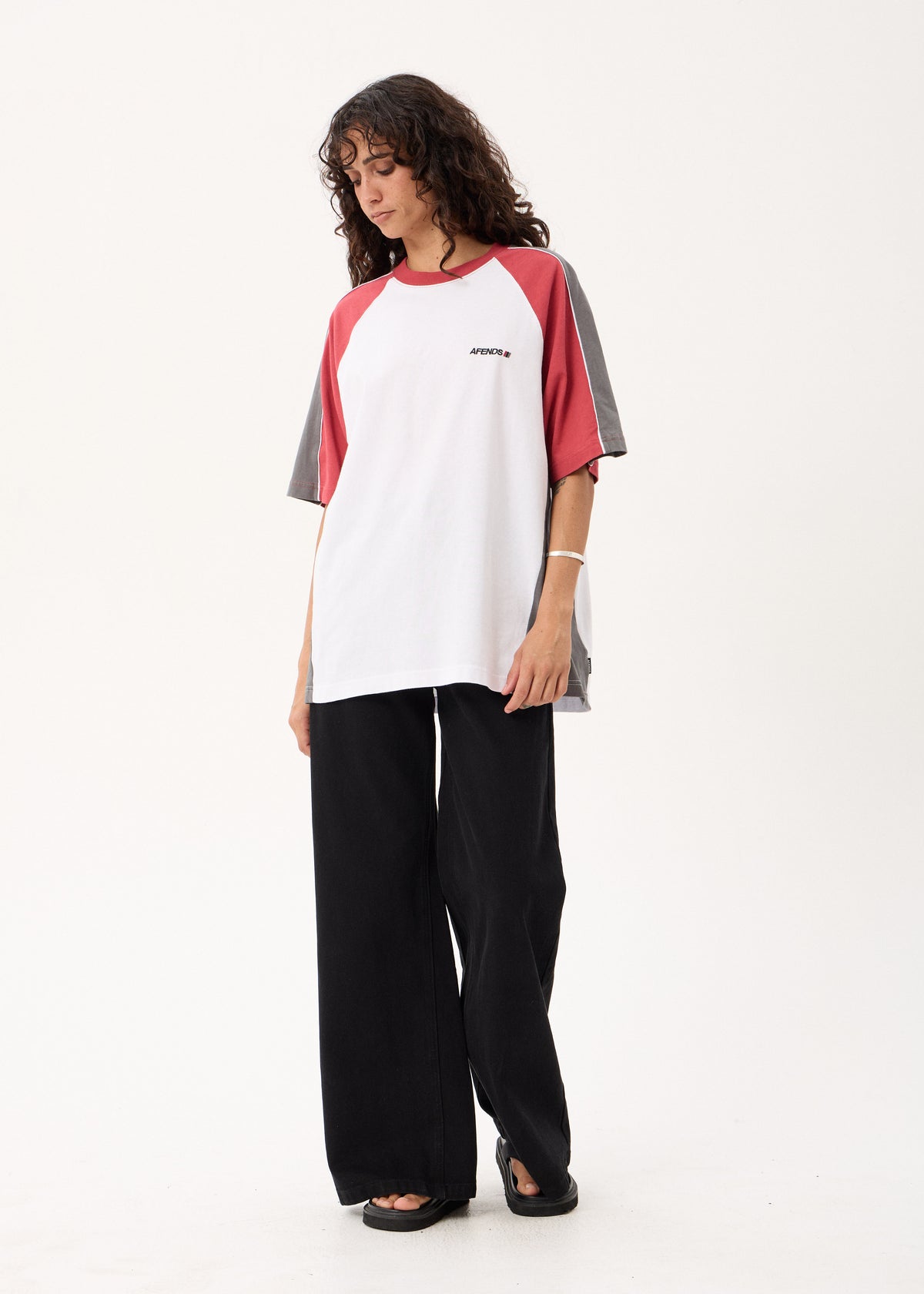 AFENDS Tallows - Panelled Raglan Tee - Cherry Red
