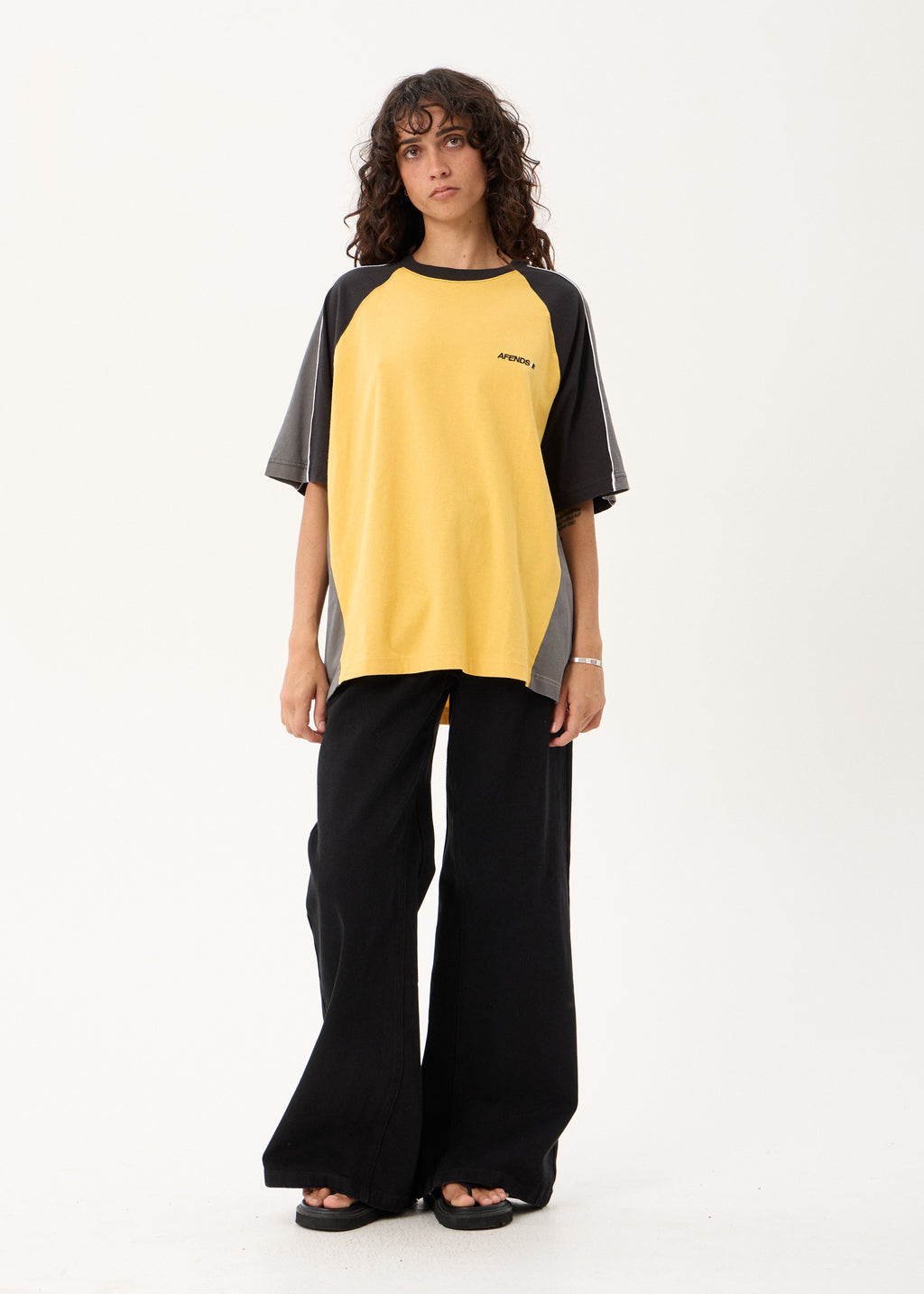 AFENDS Tallows - Panelled Raglan Tee - Mango