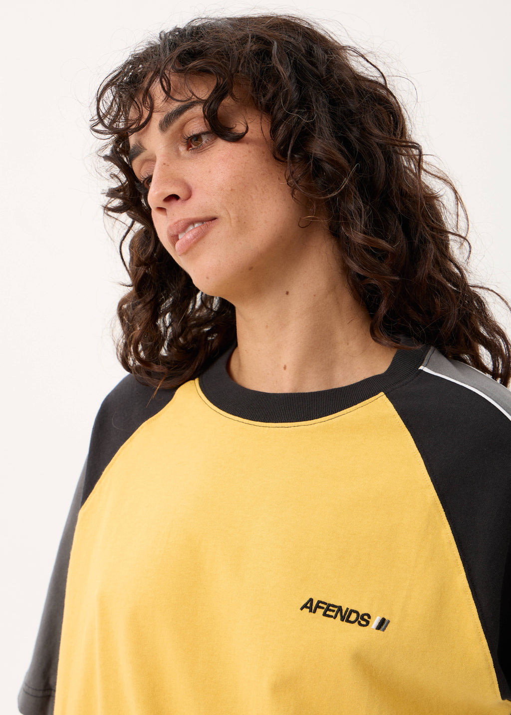 AFENDS Tallows - Panelled Raglan Tee - Mango