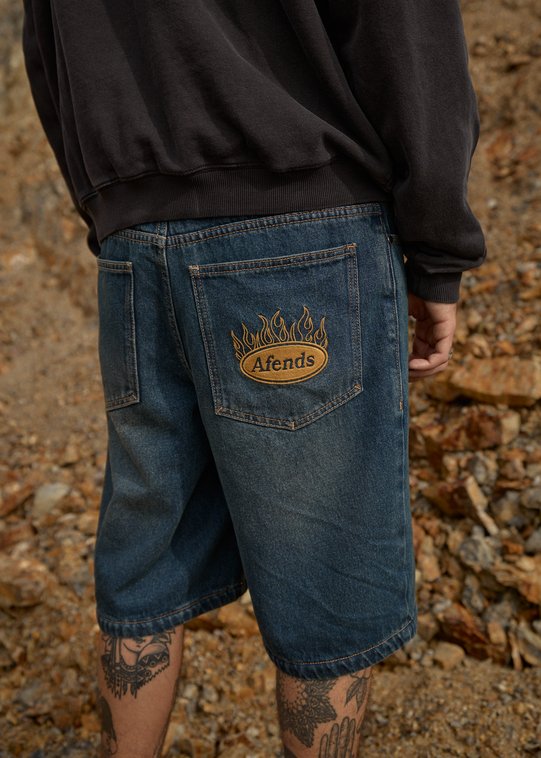 AFENDS Mens Fast Forward - Denim Ultra Baggy Pleated Short 24" - Vintage Wash