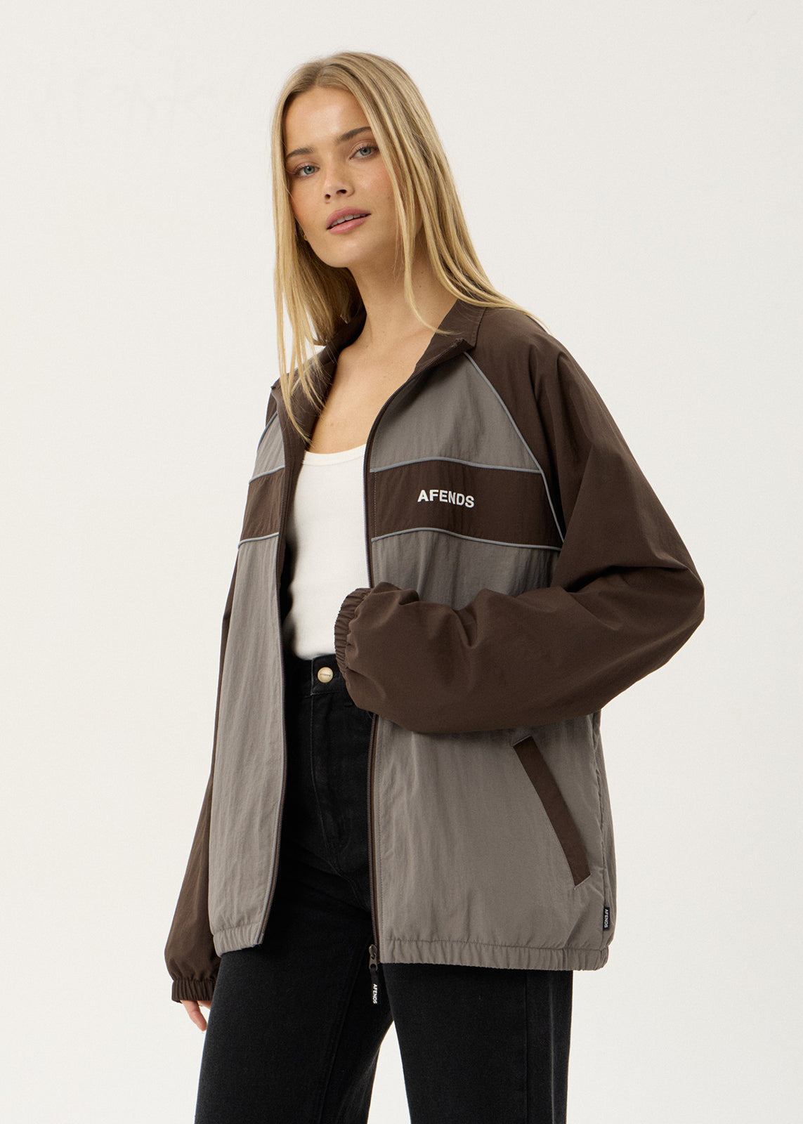 AFENDS Mens Spicy - Sports Spray Jacket - Olive