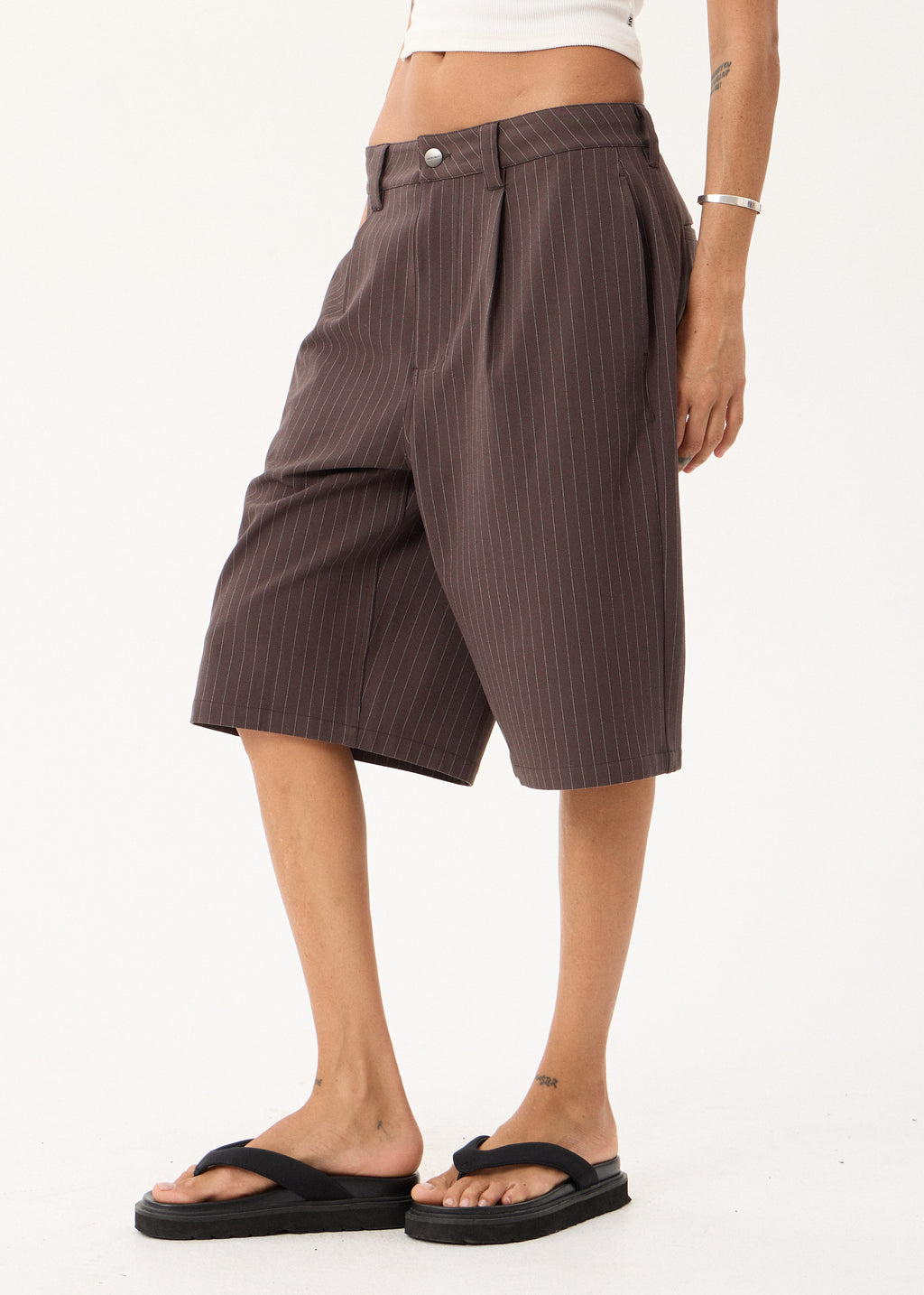 AFENDS Business - Baggy Pleated Short 24" - Coffee Stripe