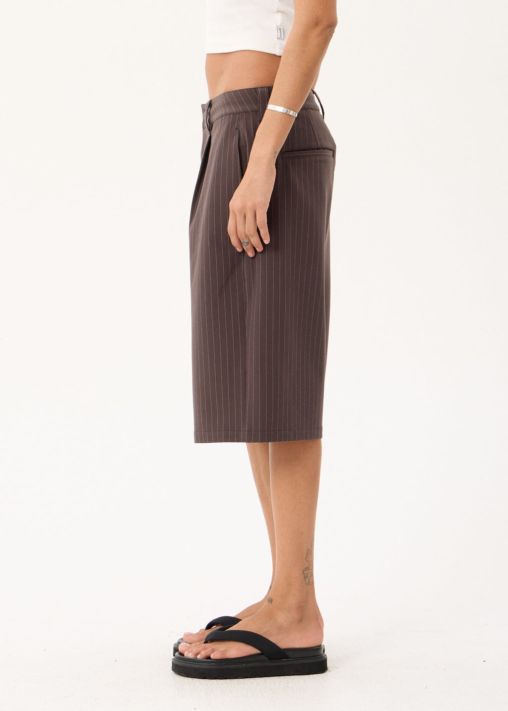 AFENDS Business - Baggy Pleated Short 24" - Coffee Stripe