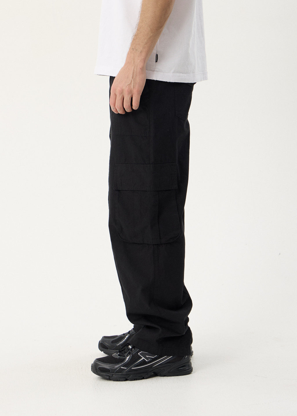 AFENDS Mens Summit - Pleated Cargo Pant - Black