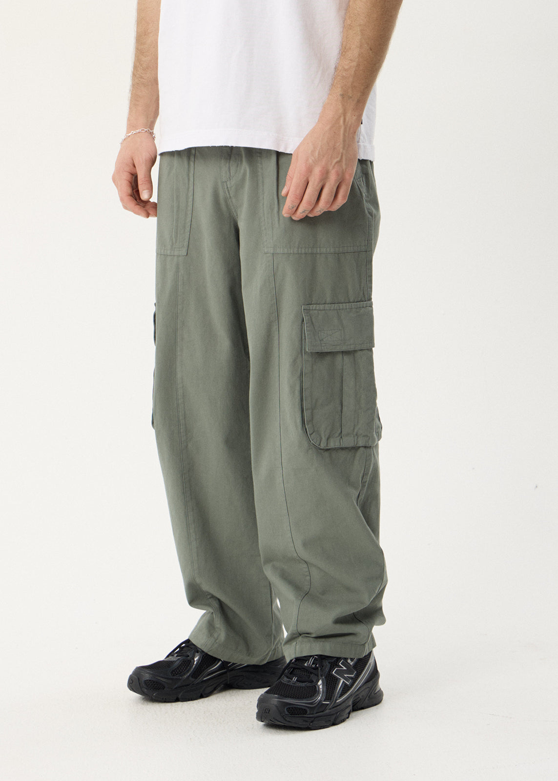 AFENDS Mens Summit - Pleated Cargo Pant - Washed Sycamore