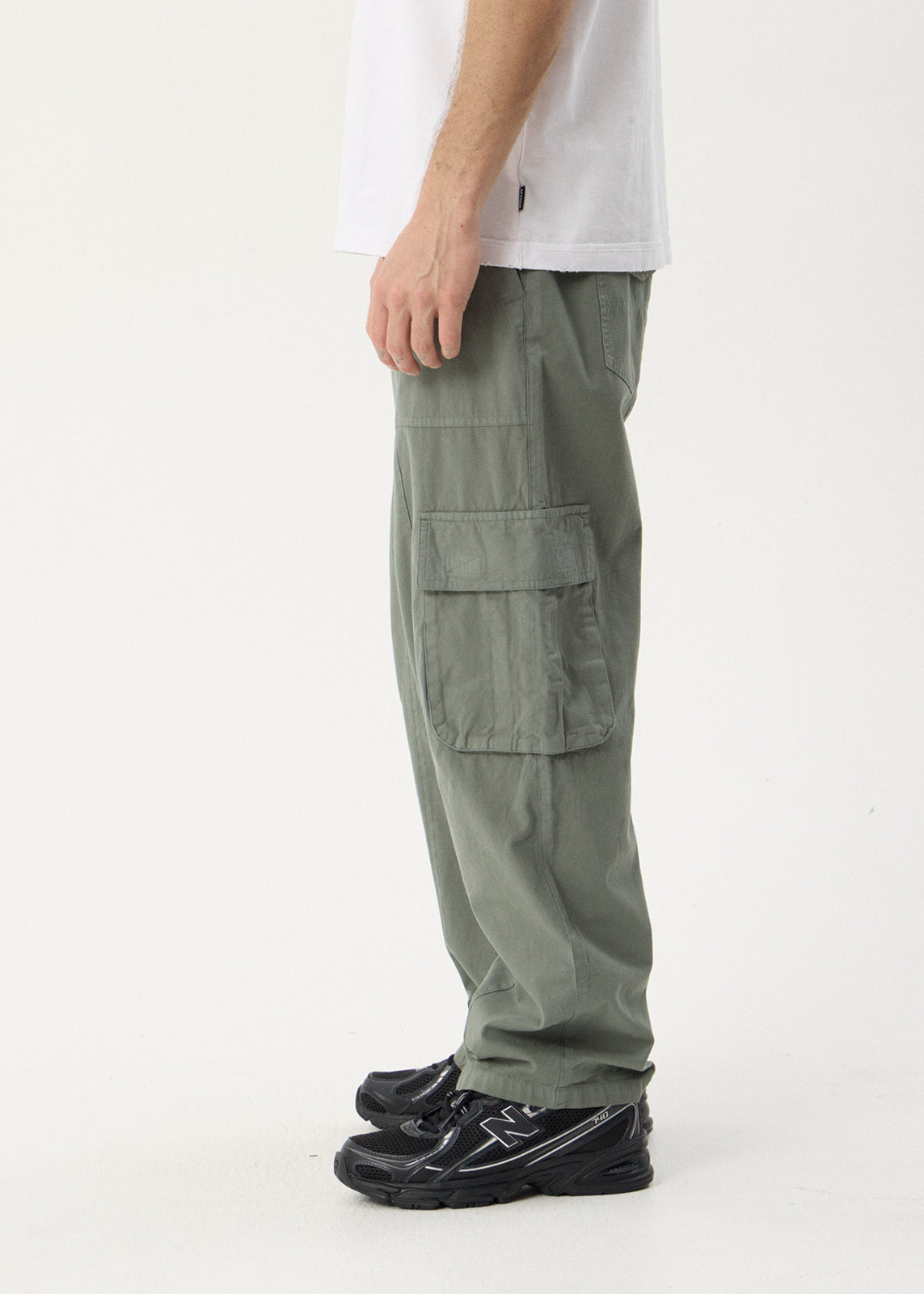 AFENDS Mens Summit - Pleated Cargo Pant - Washed Sycamore