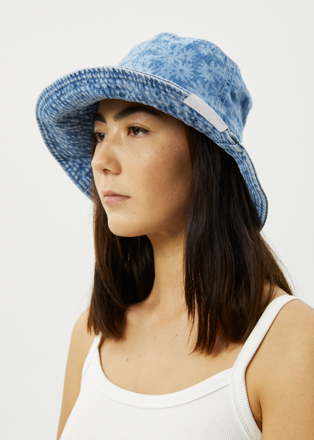 AFENDS Unisex Fink - Denim Wide Brim Bucket Hat - Worn Blue Daisy 