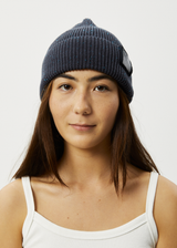 Afends Unisex Solace - Unisex Organic Knit Beanie - Charcoal - Afends unisex solace   unisex organic knit beanie   charcoal 
