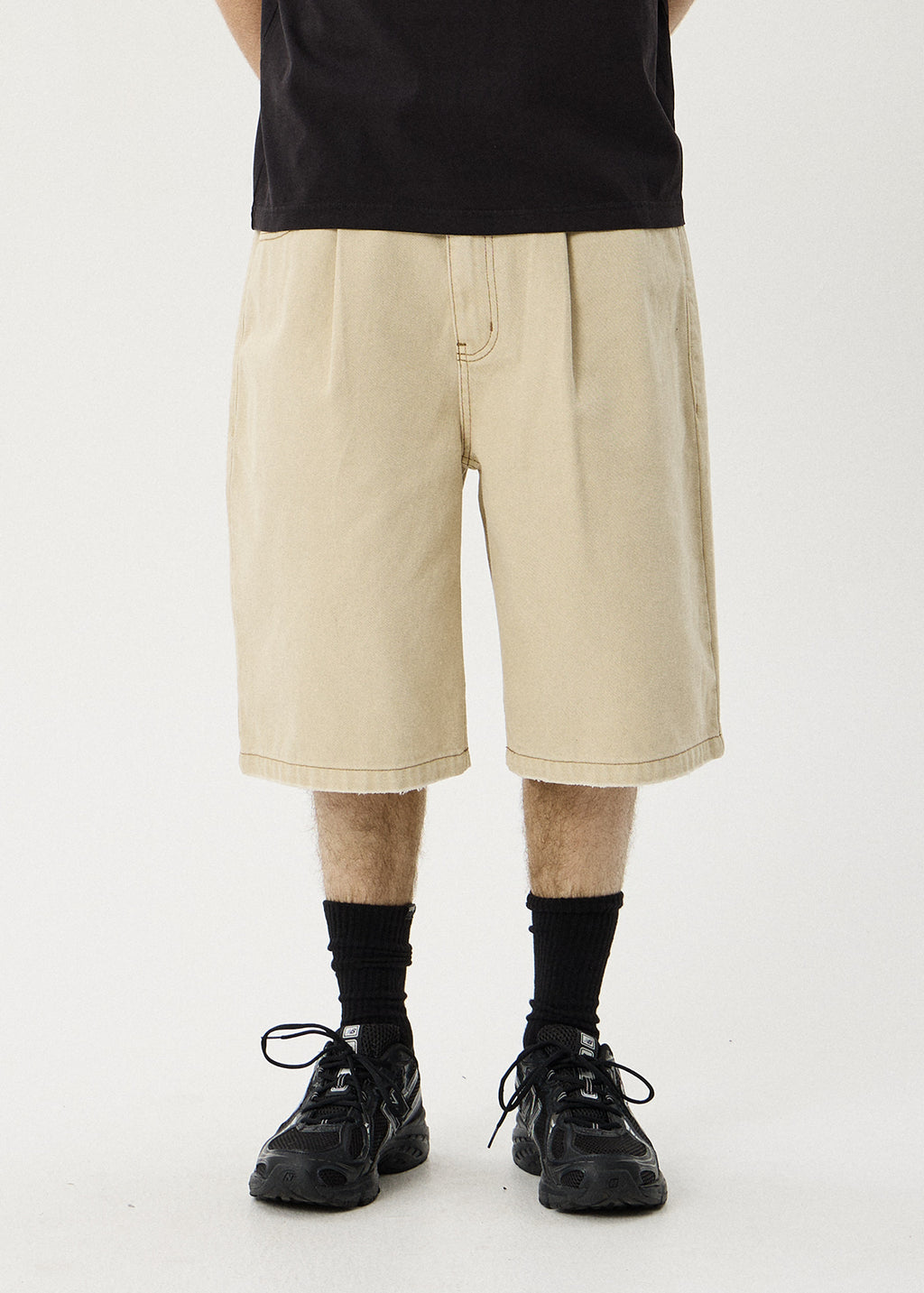AFENDS Fast Forward - Denim Ultra Baggy Pleated Short 24" - Vintage Sand