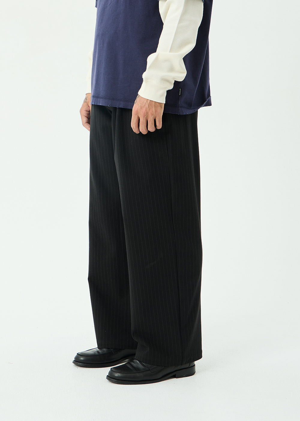 AFENDS Mens Business - Pleated Pants - Black Stripe