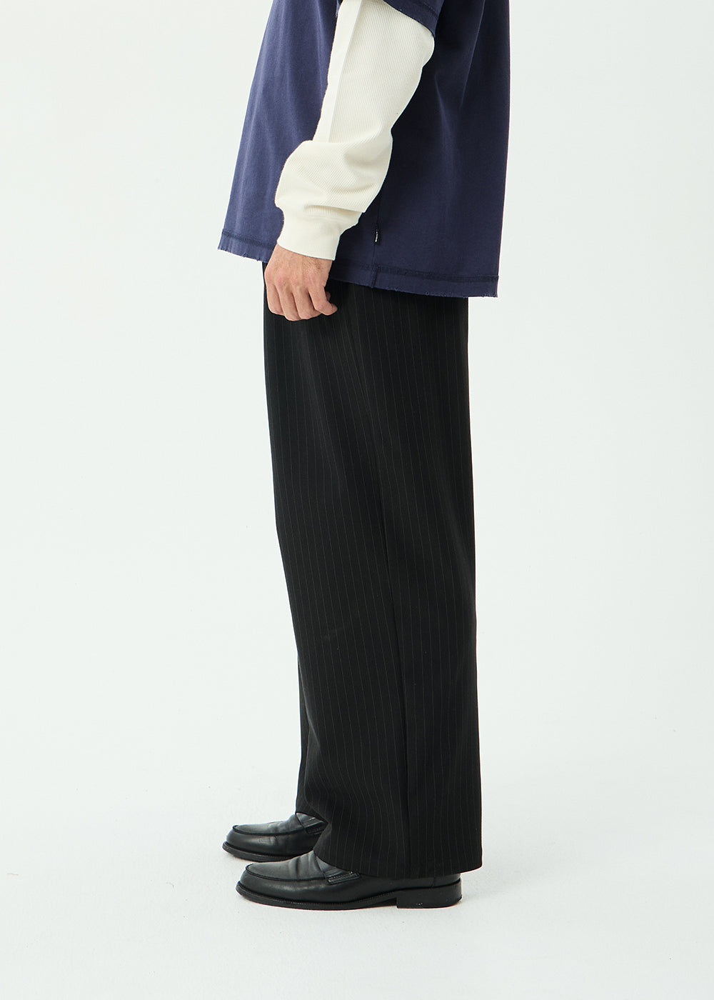 AFENDS Mens Business - Pleated Pants - Black Stripe