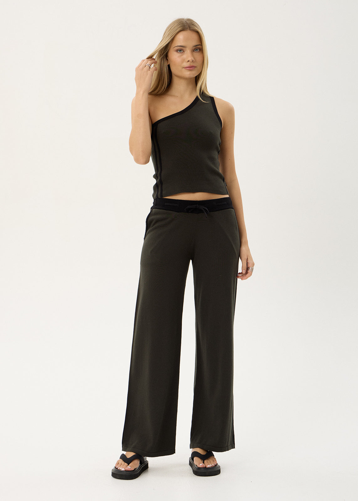 AFENDS Womens Tiana - One Shoulder Top - Thyme