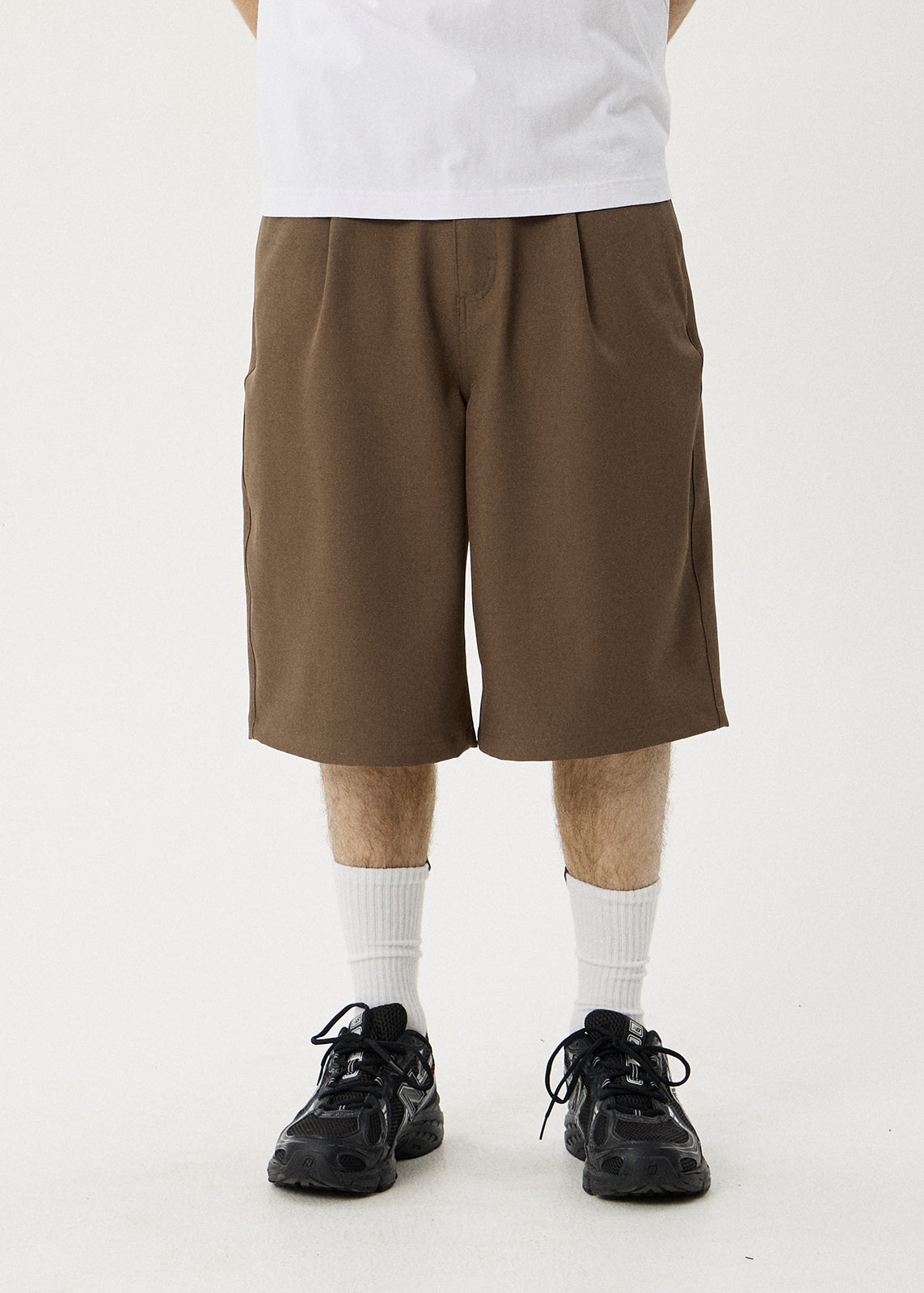 AFENDS Mens Fast Forward - Baggy Pleated Short 24" - Fossil