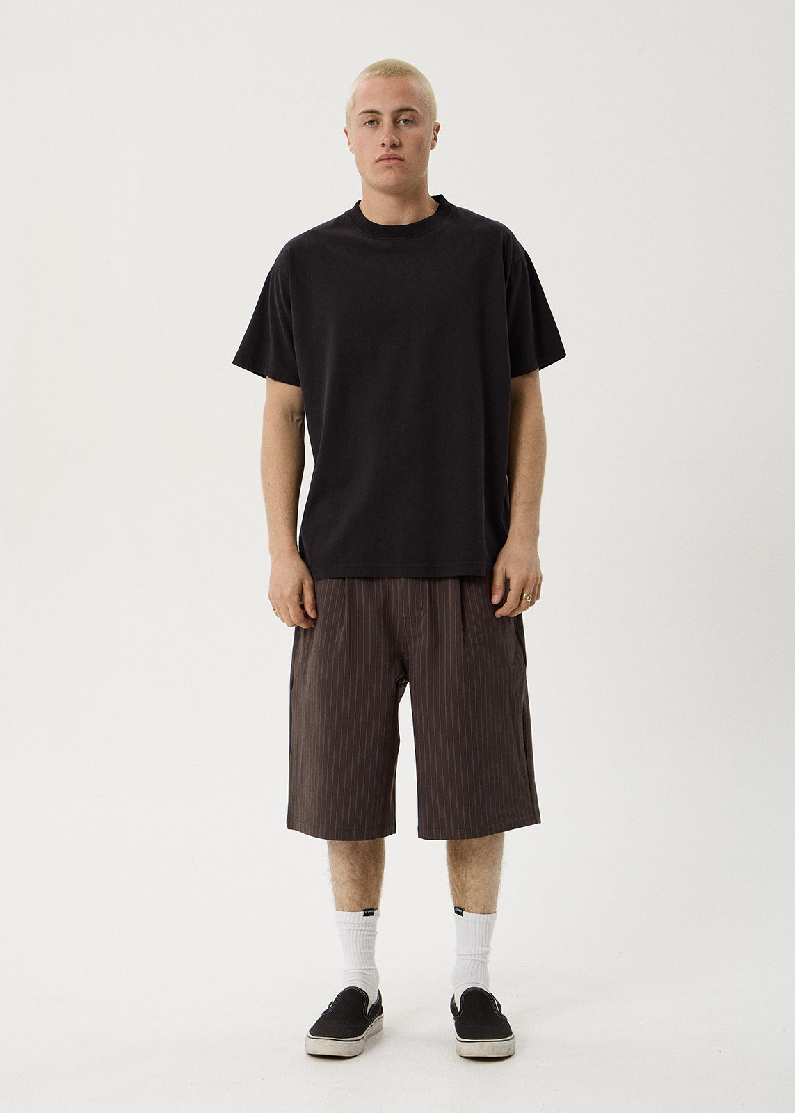 AFENDS Business - Baggy Pleated Short 24" - Coffee Stripe