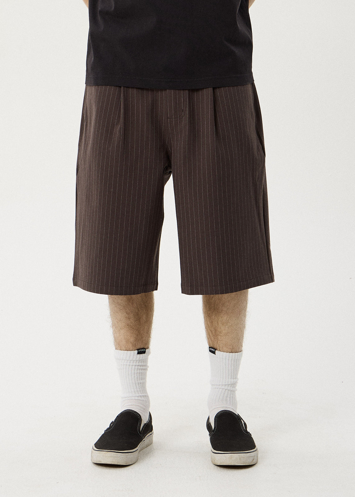 AFENDS Business - Baggy Pleated Short 24" - Coffee Stripe