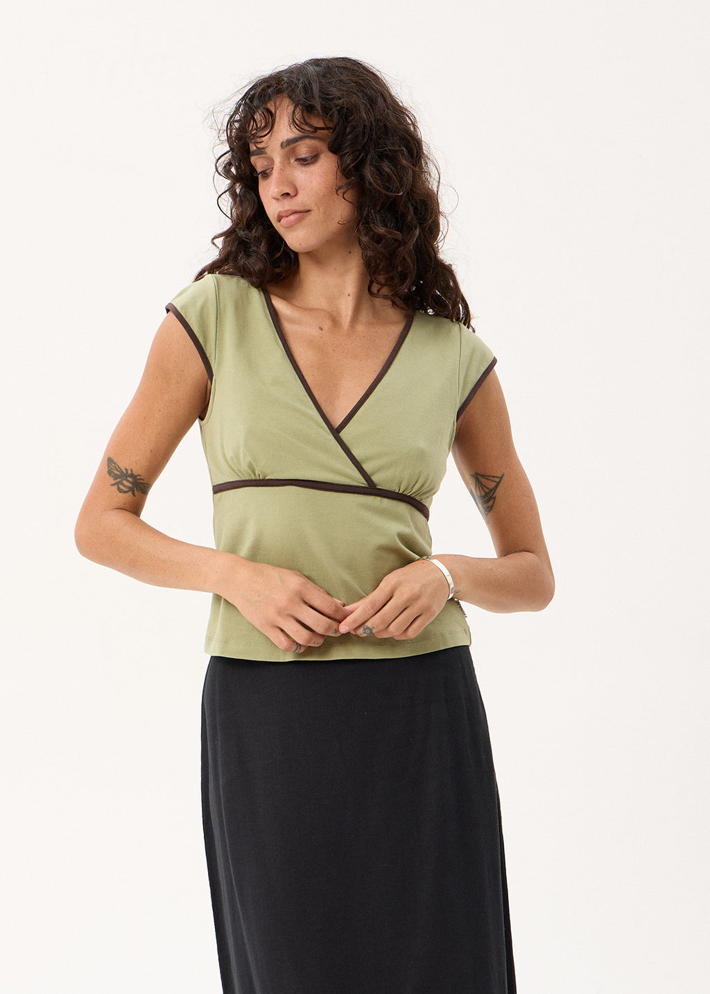 AFENDS Roxane - V-Neck Top - Sage
