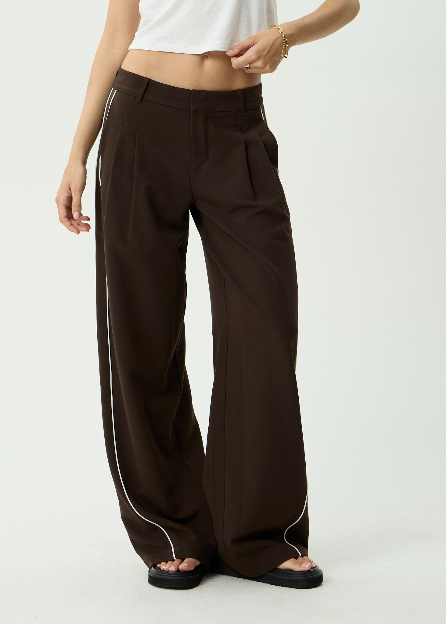 AFENDS Womens Dita - Low Rise Trouser - Coffee