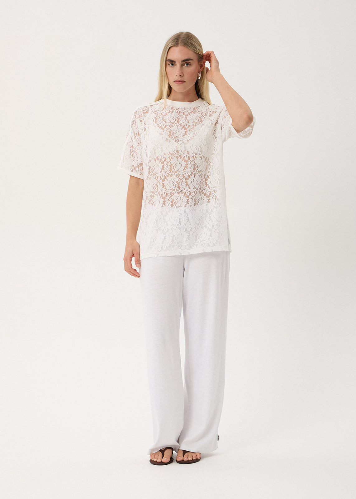 AFENDS Angela - Lace Oversized Raglan Tee - White