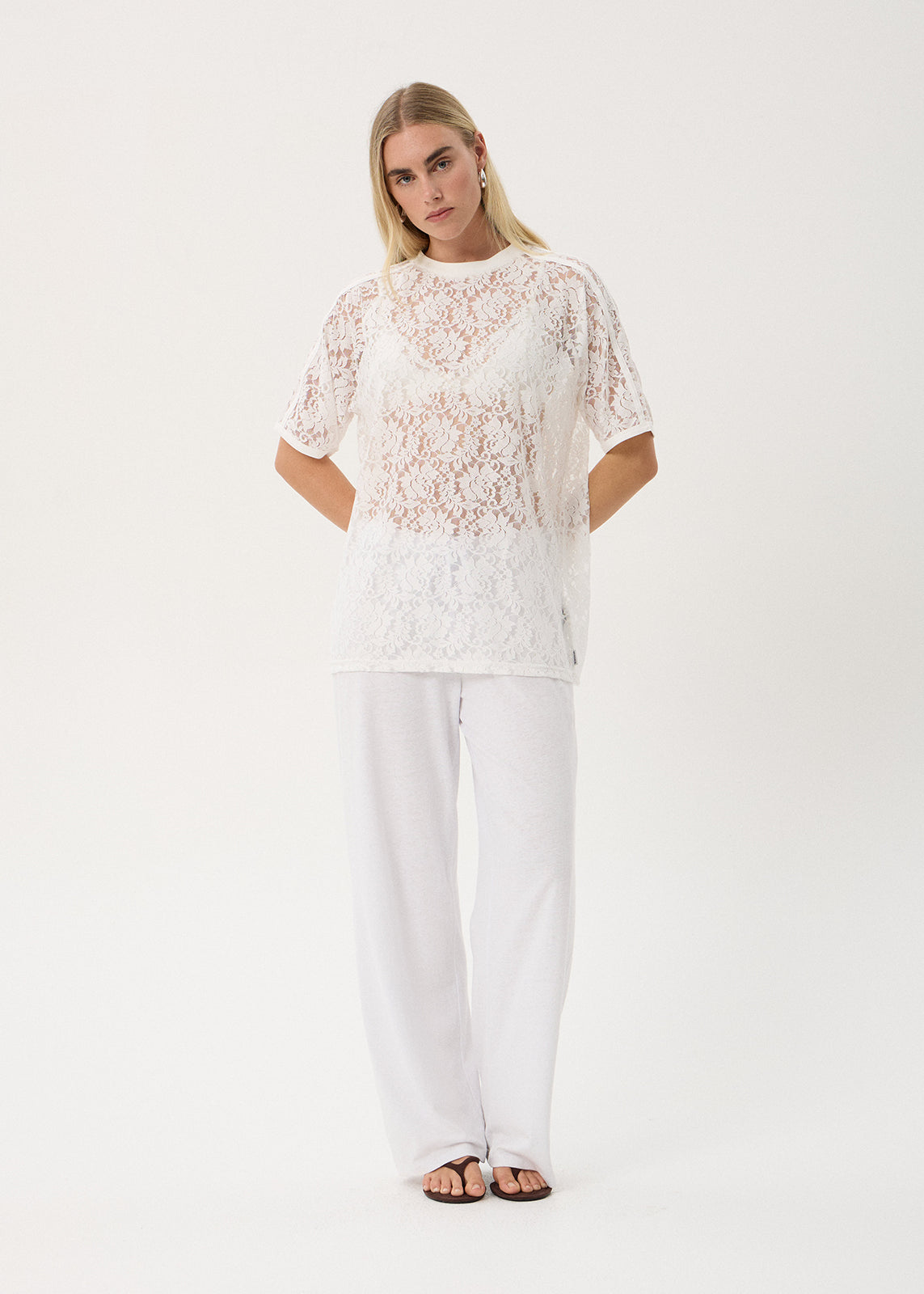 AFENDS Angela - Lace Oversized Raglan Tee - White