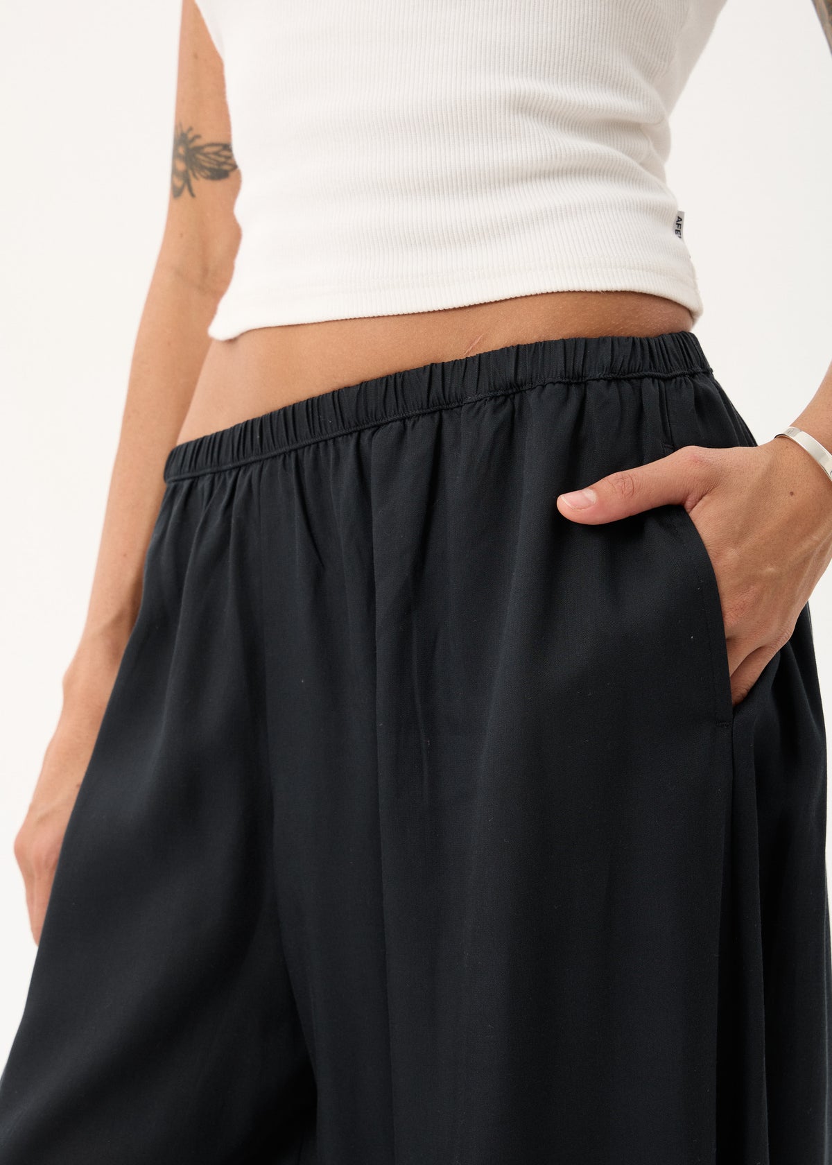 AFENDS Lyana - Balloon Pant - Black