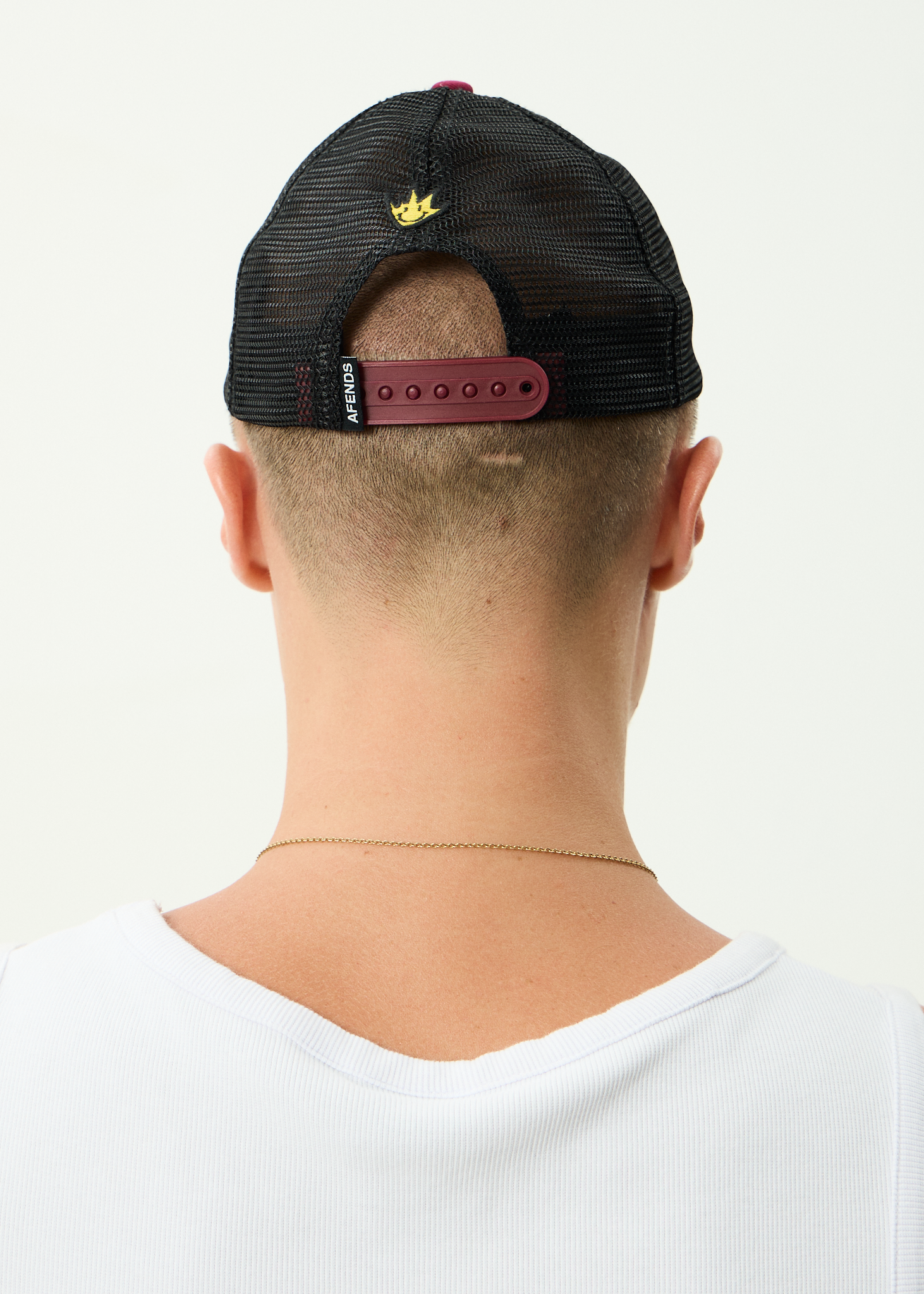 AFENDS Mens Off Balance - Six Panel Mesh Cap - Port