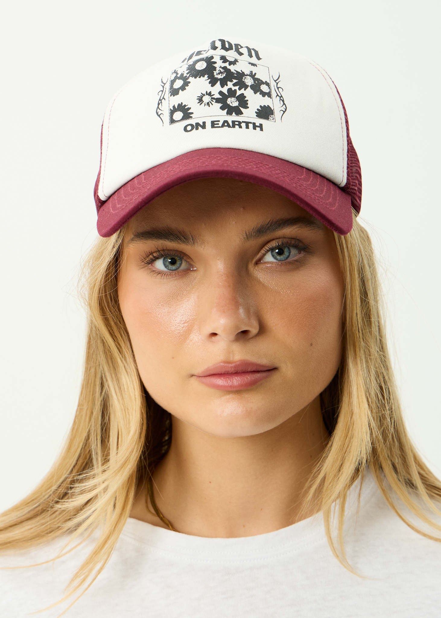 AFENDS Mens Heaven - Recycled Trucker Cap - White