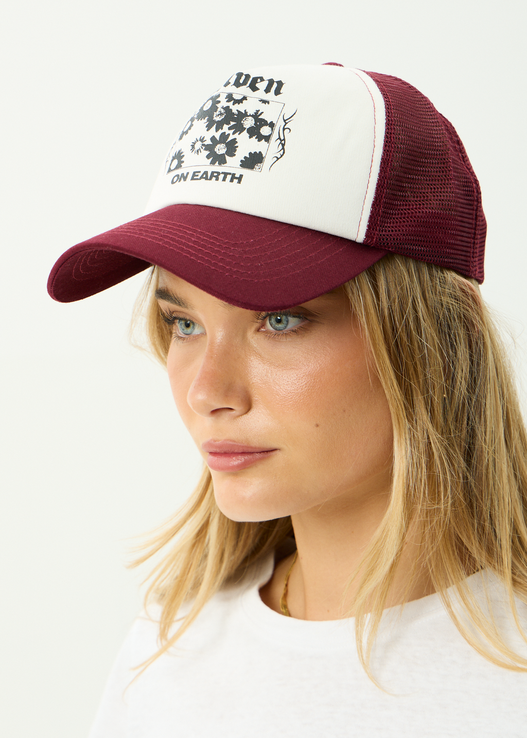 AFENDS Mens Heaven - Recycled Trucker Cap - White