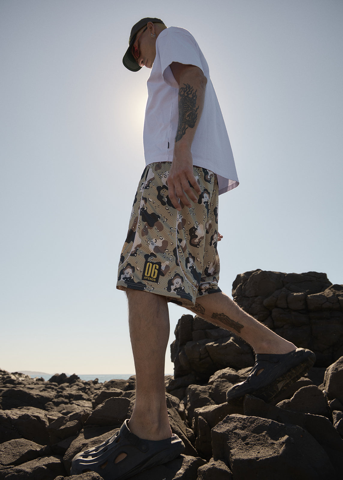 AFENDS Mens Desert Angel - Basketball Short 22" - Desert Camo