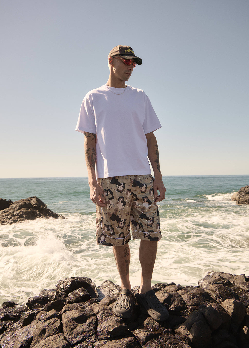 AFENDS Mens Desert Angel - Basketball Short 22" - Desert Camo