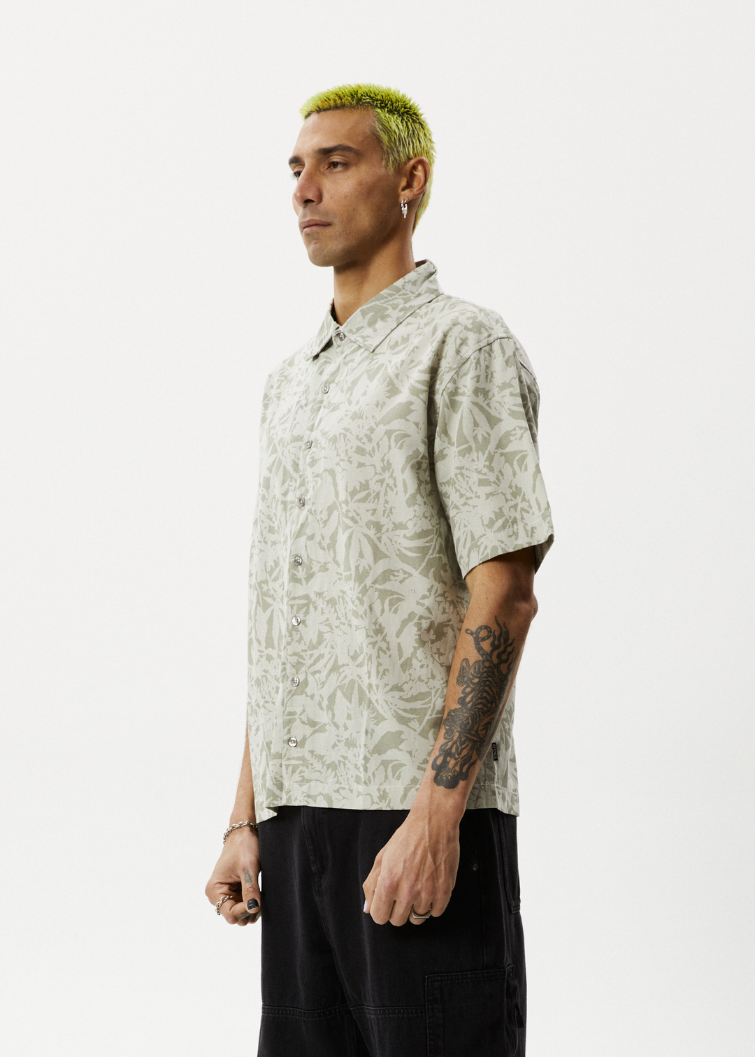 AFENDS Mens Bouquet - Short Sleeve Shirt - Olive Floral 