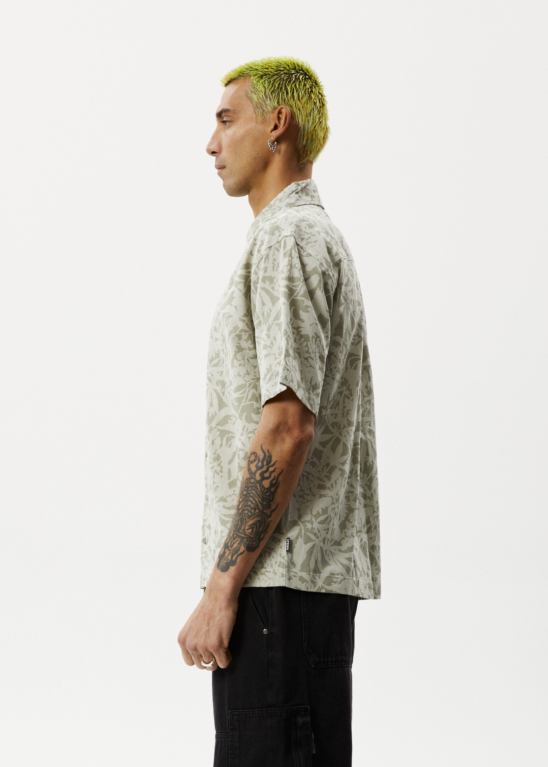 AFENDS Mens Bouquet - Short Sleeve Shirt - Olive Floral 