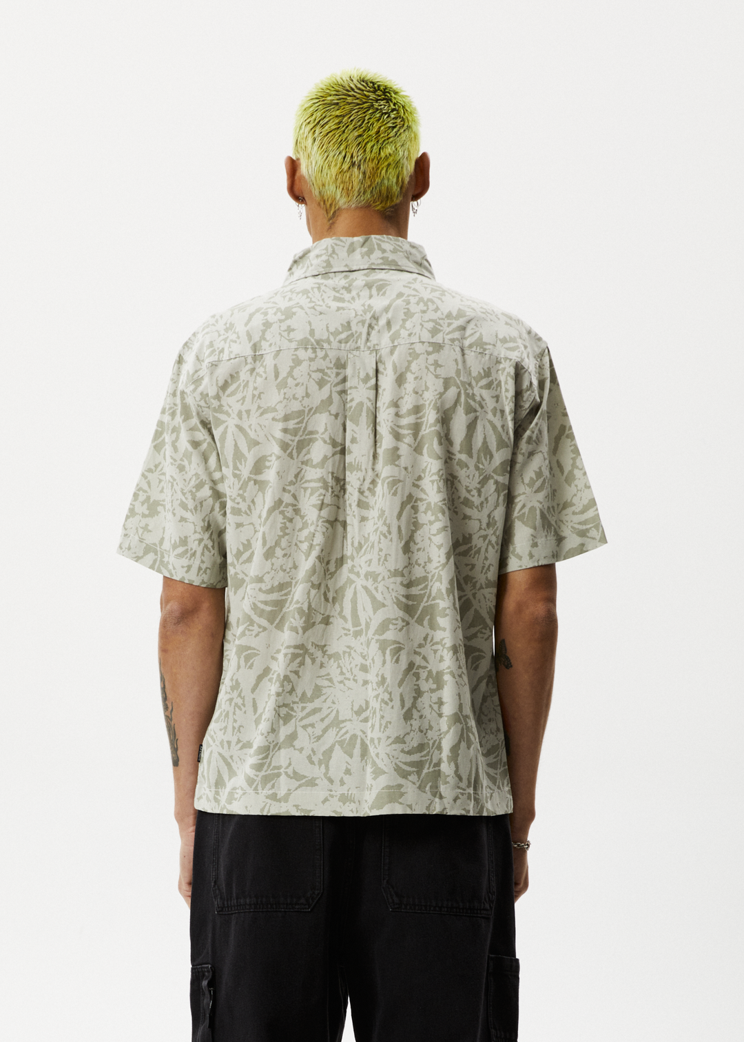 AFENDS Mens Bouquet - Short Sleeve Shirt - Olive Floral 