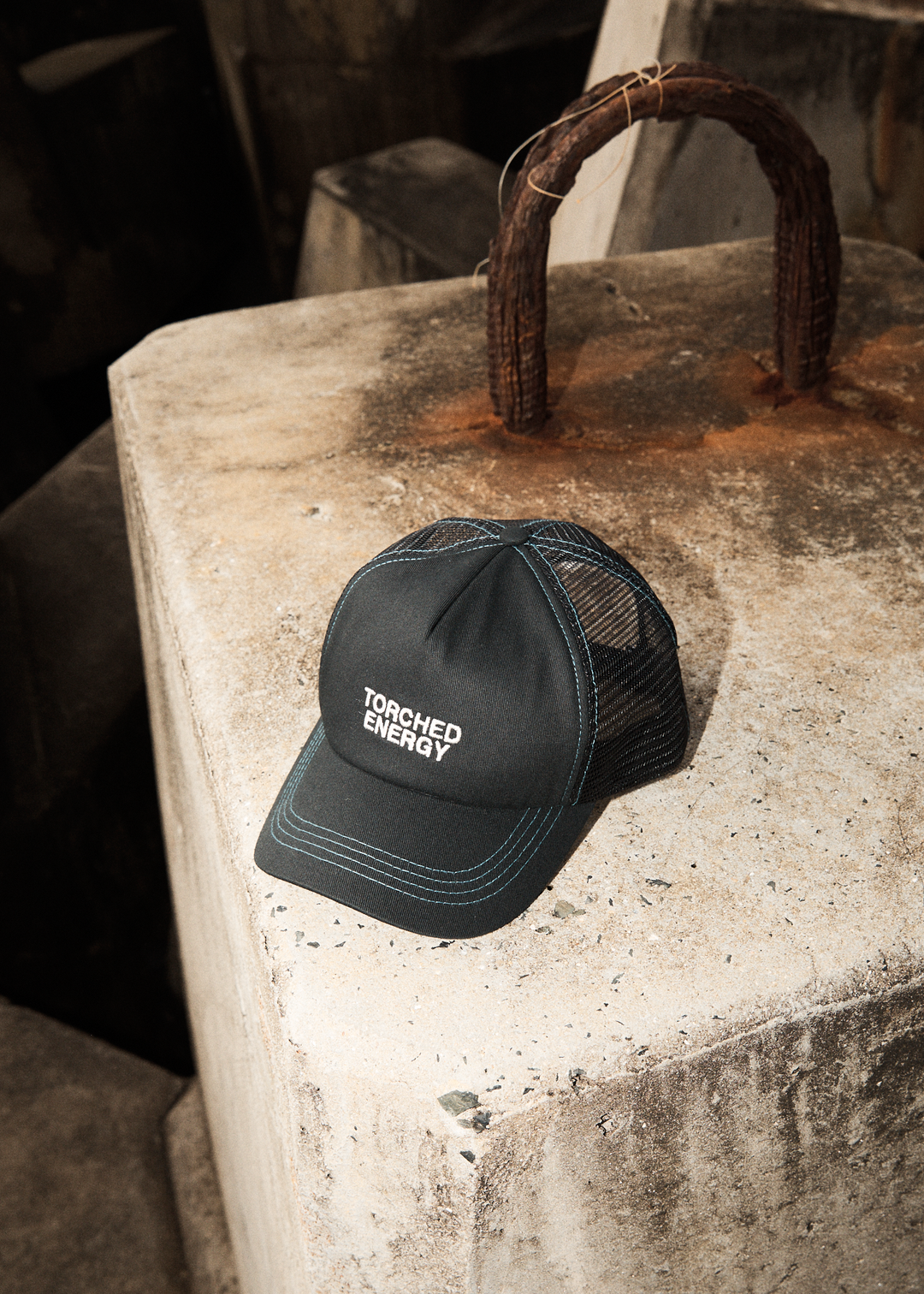 AFENDS Mens Torched Energy - Trucker Cap - Black 