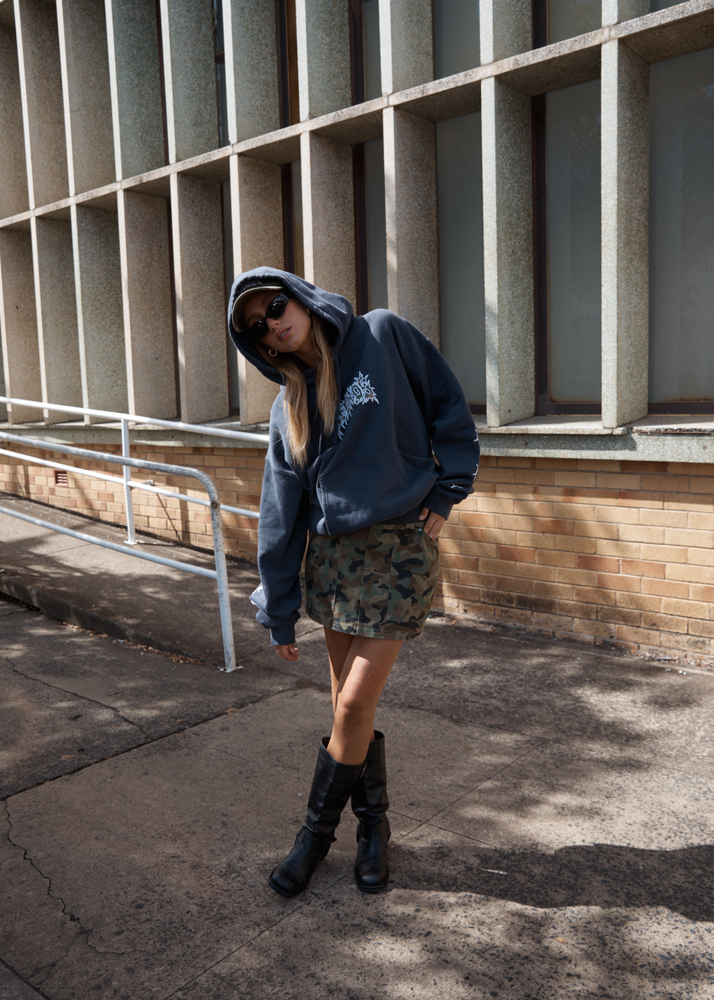 AFENDS Mens Hidden - Boxy Hoodie - Charcoal