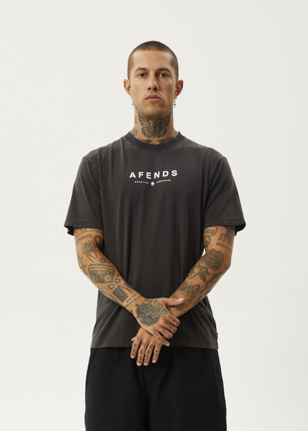 AFENDS Mens Thrown Out - Retro Fit Tee - Black / White 