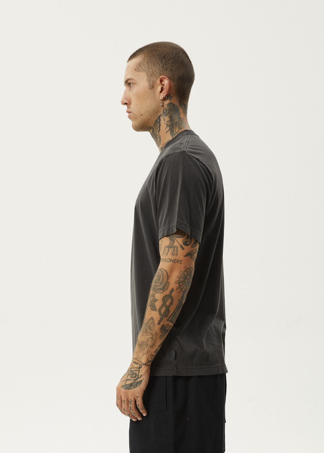 AFENDS Mens Thrown Out - Retro Fit Tee - Black / White 