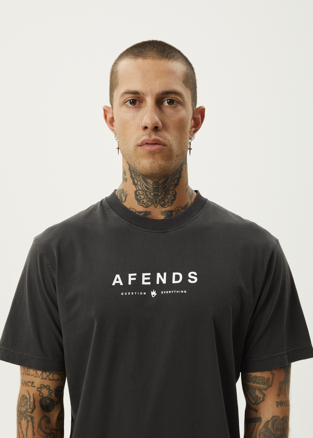 AFENDS Mens Thrown Out - Retro Fit Tee - Black / White 