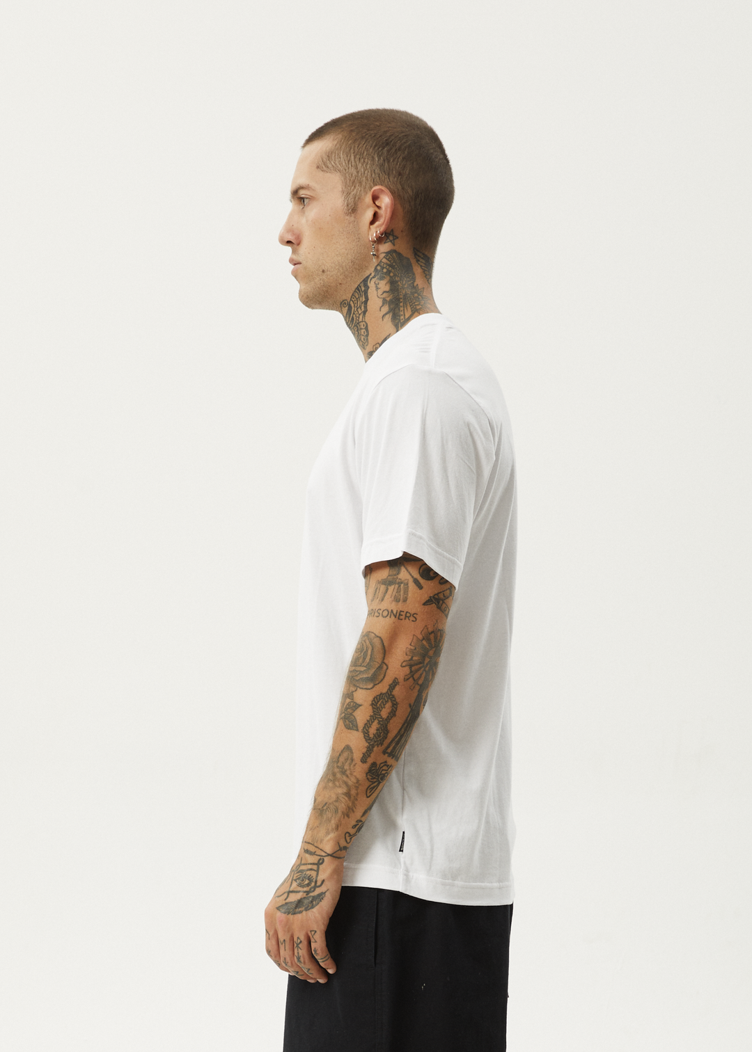 AFENDS Mens Thrown Out - Retro Fit Tee - White / Black 