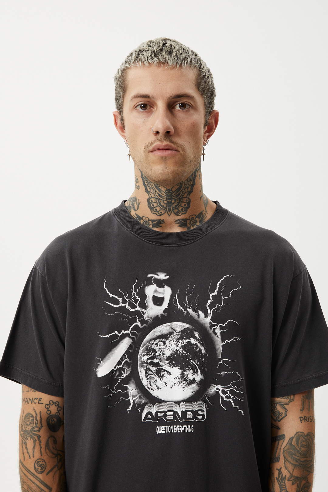 AFENDS Mens Doom Gen - Boxy Fit Tee - Stone Black 