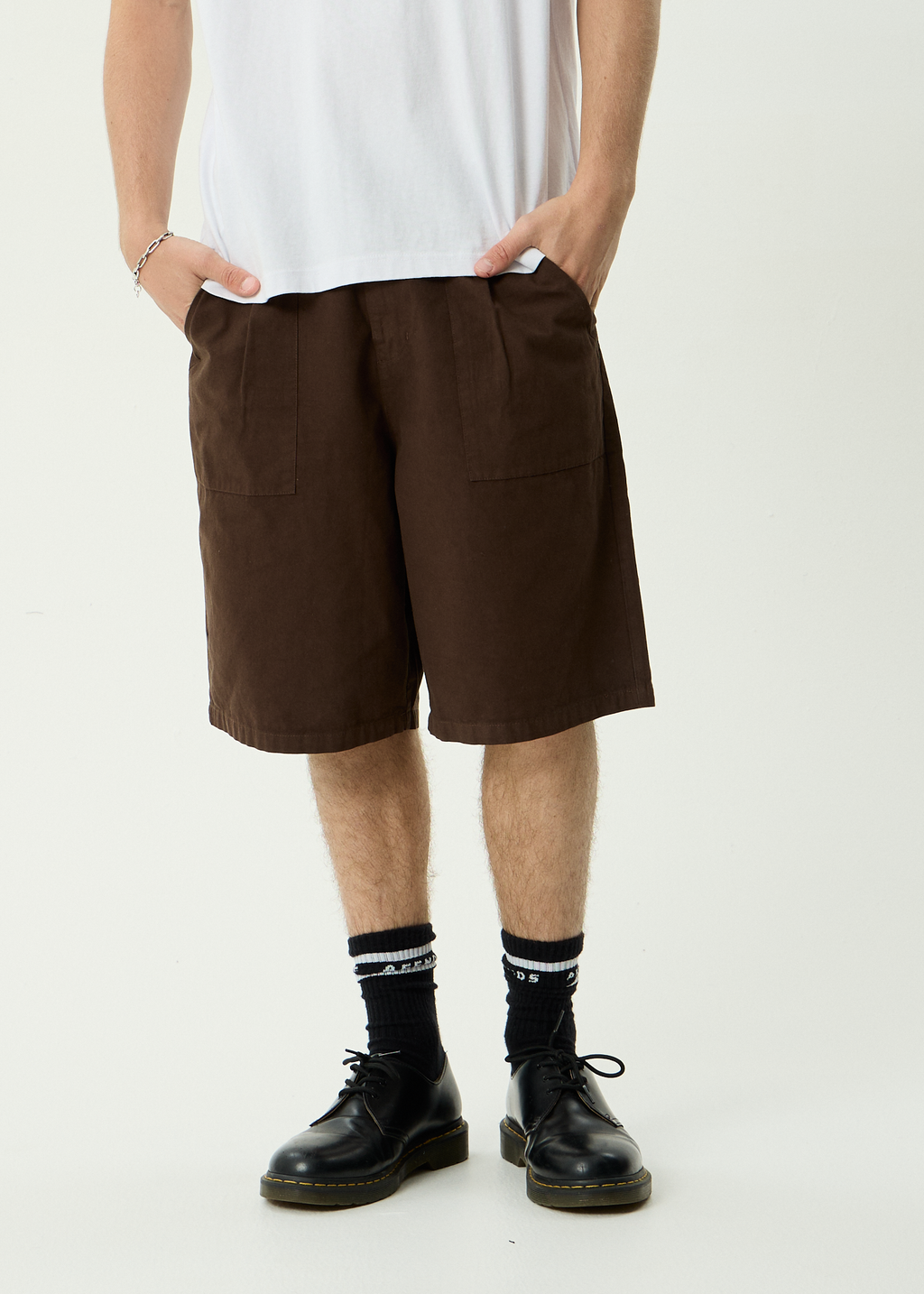 AFENDS Mens Glider - Recycled Pleated Short 22 Inch - Coffee