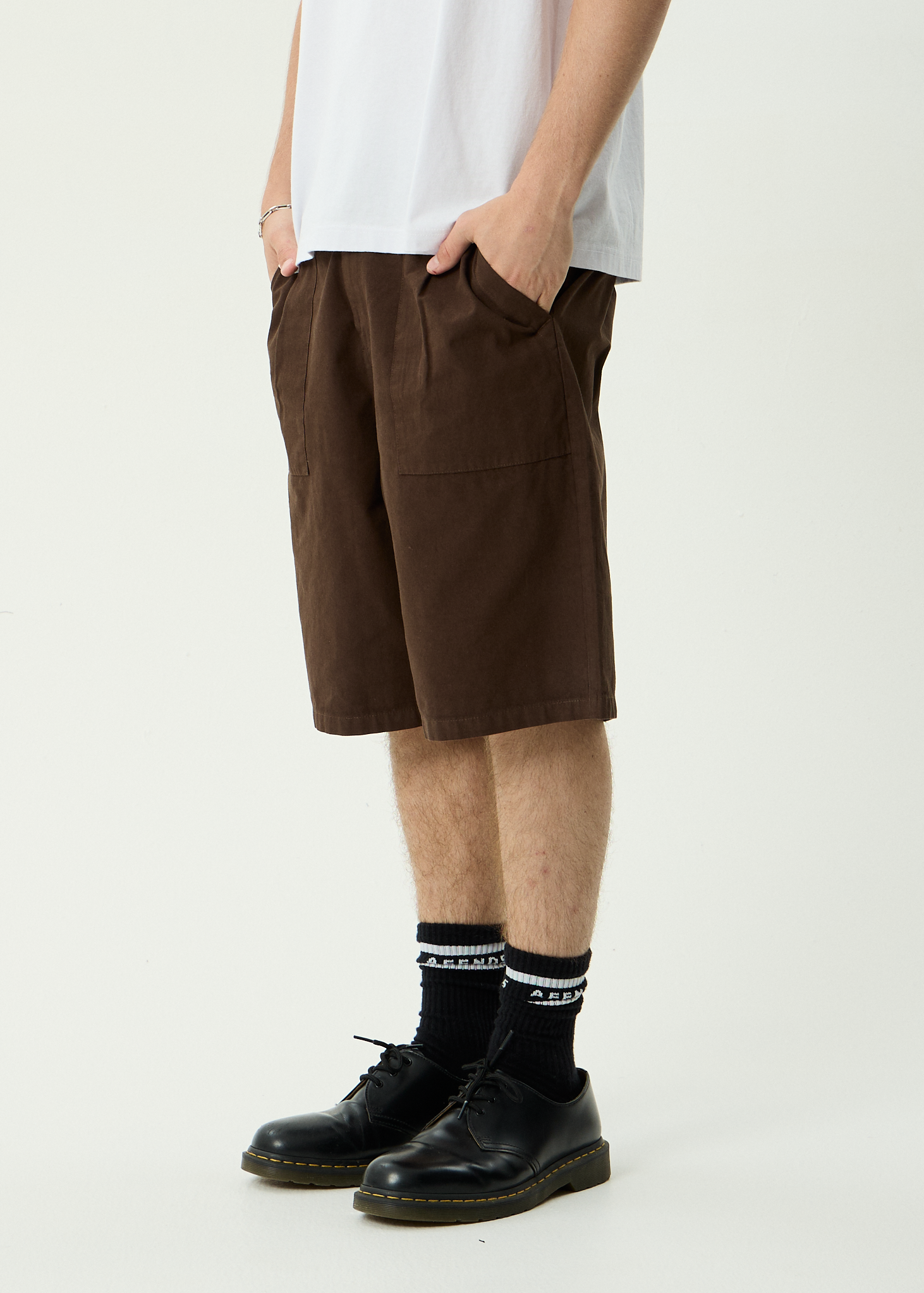 AFENDS Mens Glider - Recycled Pleated Short 22 Inch - Coffee
