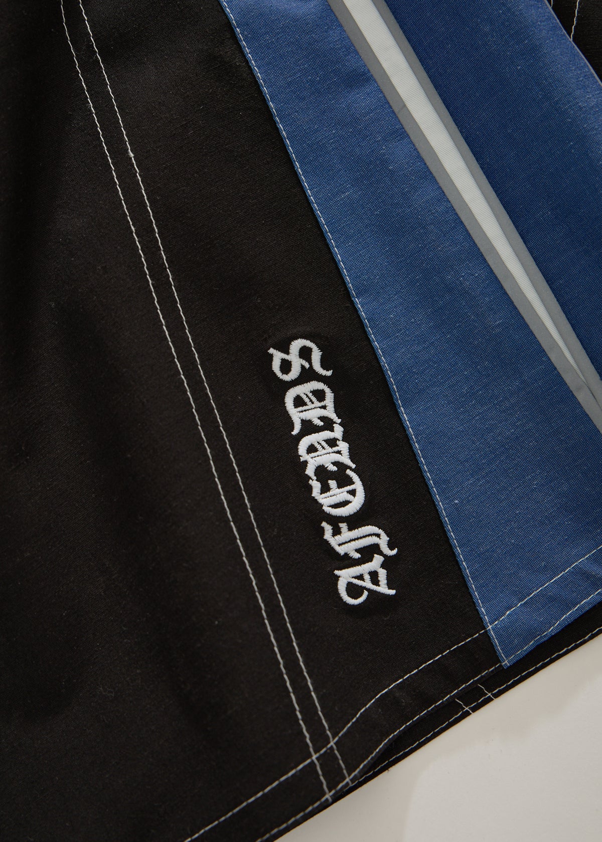 AFENDS Forum - Surf Related V2 Boardshort 22" - Black / Blue