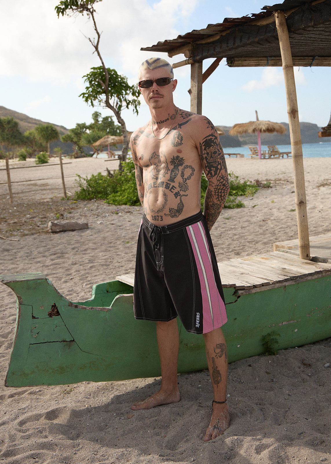 AFENDS Mens Forum - Surf Related V2 Boardshort 22" - Black / Pink