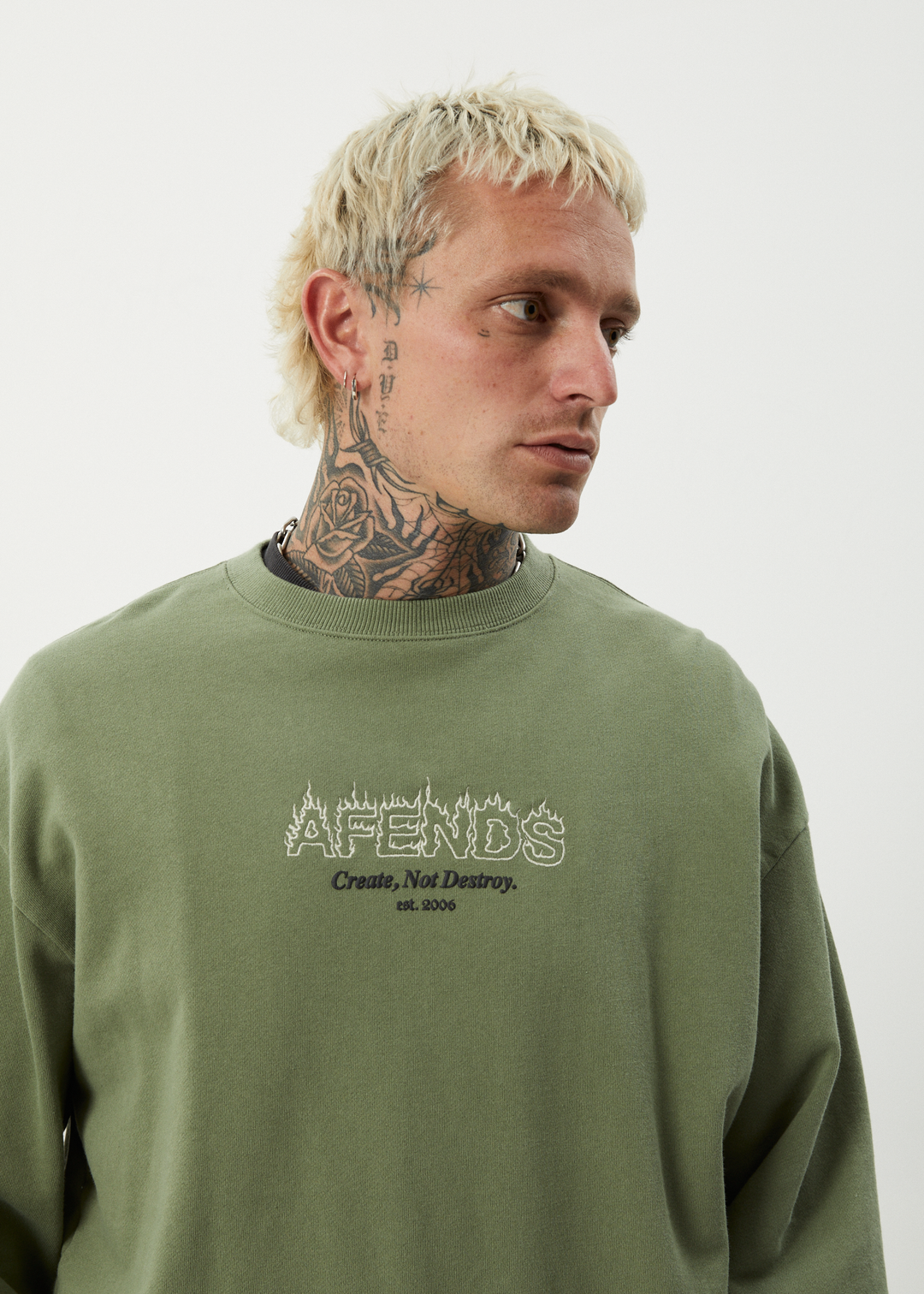 AFENDS Mens Ember - Crew Neck - Oil Green